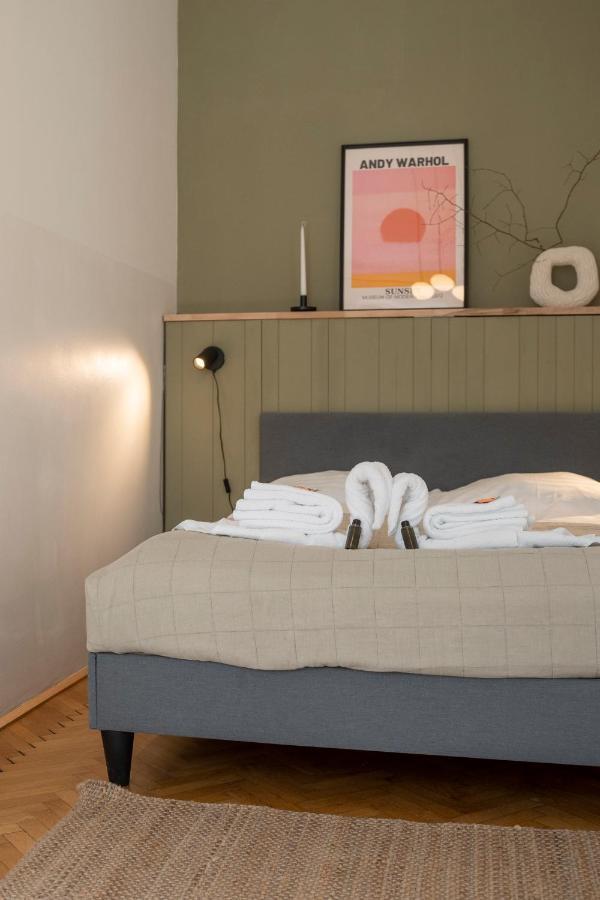 Josef'S Home I Premium Apartment In Ideal Location Виена Екстериор снимка