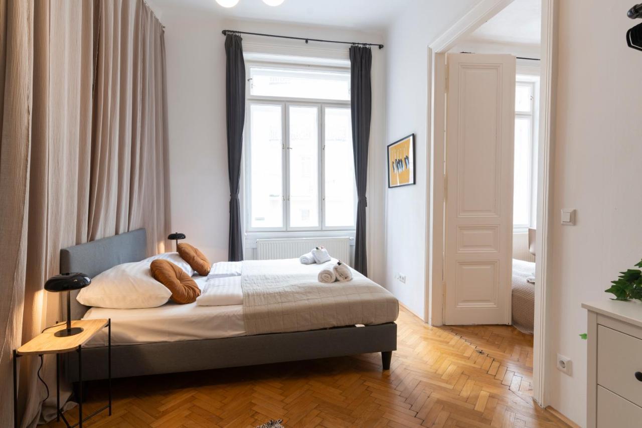 Josef'S Home I Premium Apartment In Ideal Location Виена Екстериор снимка