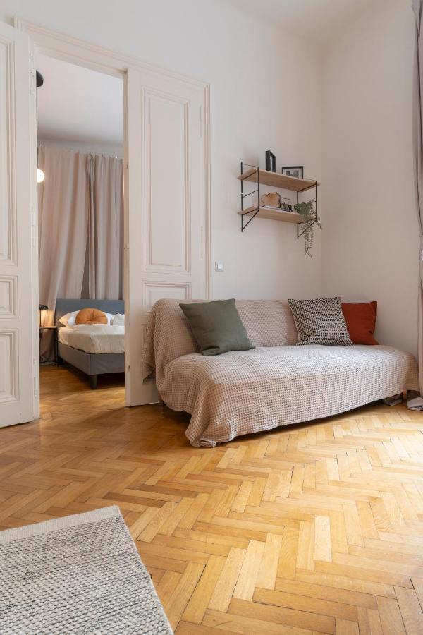 Josef'S Home I Premium Apartment In Ideal Location Виена Екстериор снимка