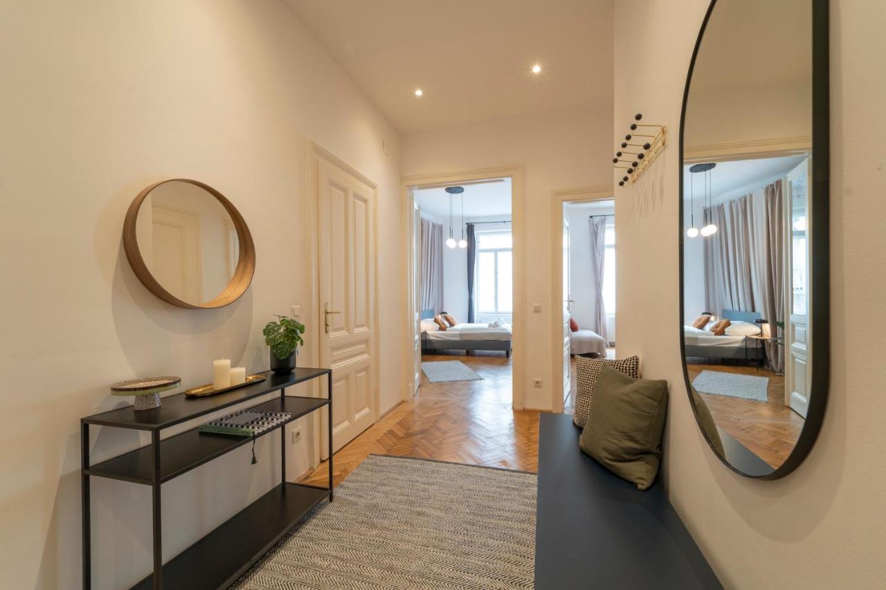 Josef'S Home I Premium Apartment In Ideal Location Виена Екстериор снимка